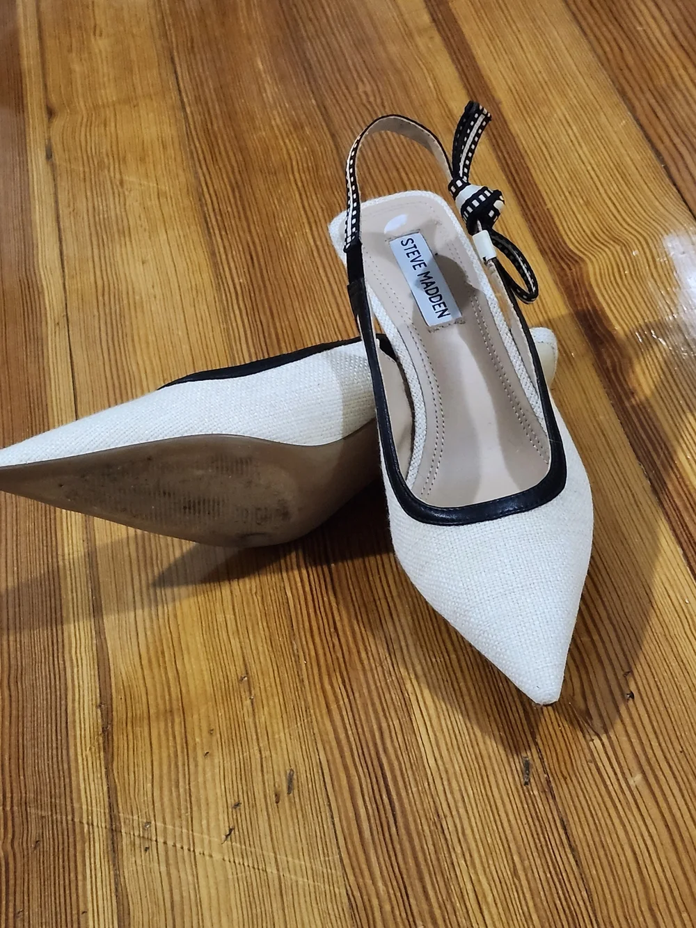 Steve Madden Cream Pointed Slingback Pumps with Black Trim